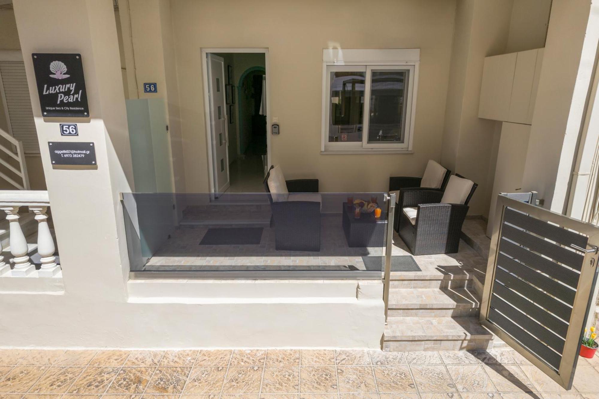 Luxury Pearl, Steps To The Beach Chrissi Akti Chania Exterior foto
